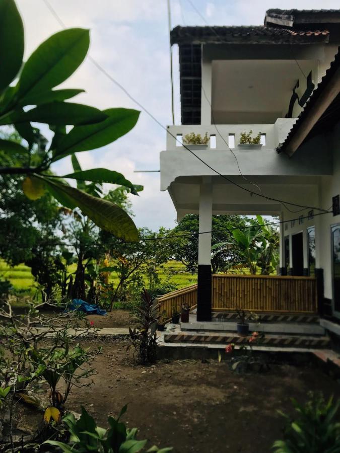 Tiara Homestay Plambi Bagian luar foto